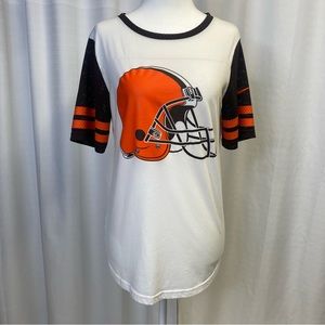 Nike Cleveland Browns womens t-shirt with jersey sleeves Size Medium